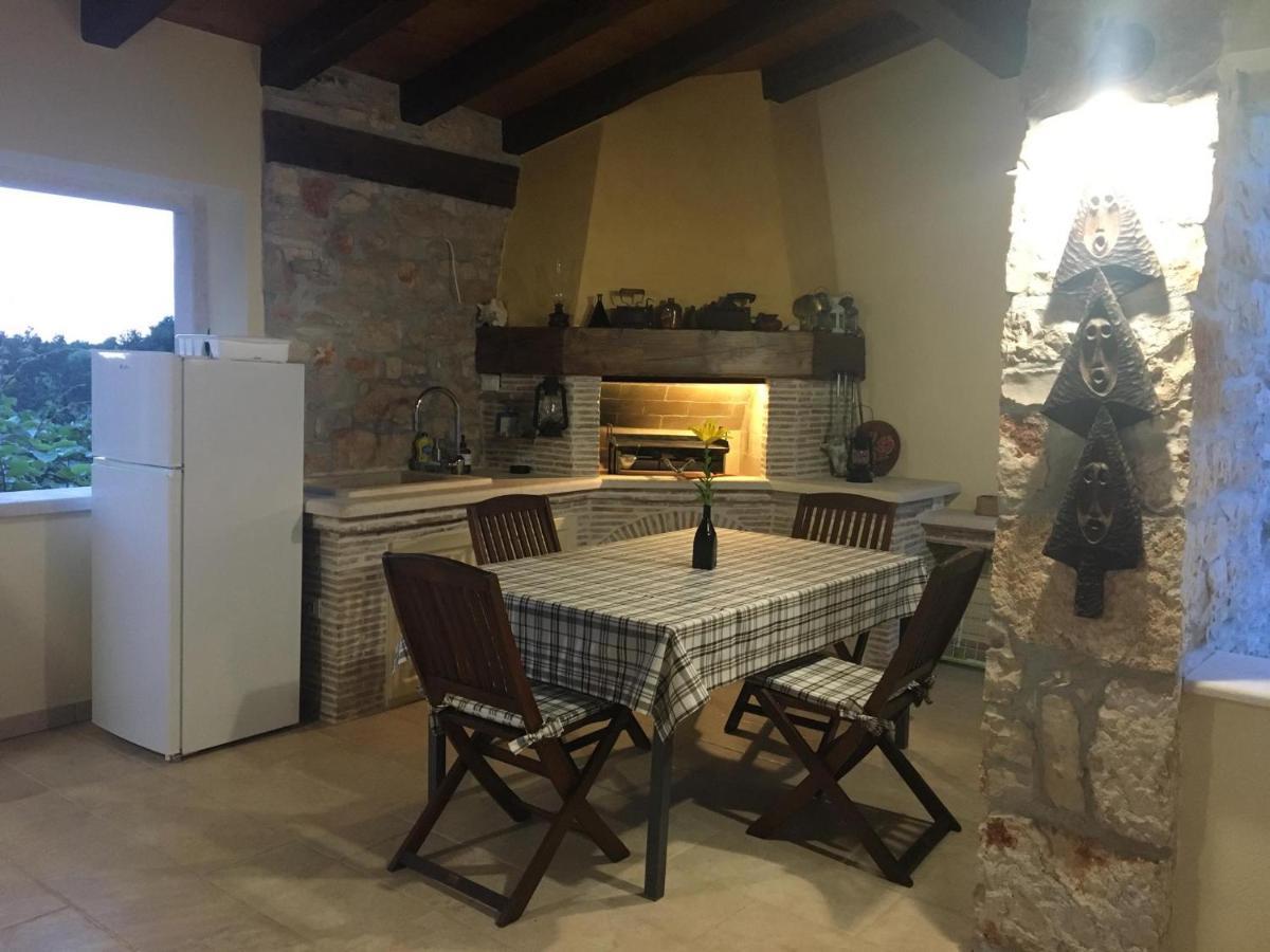 Appartment Hacienda Monica Umago Esterno foto