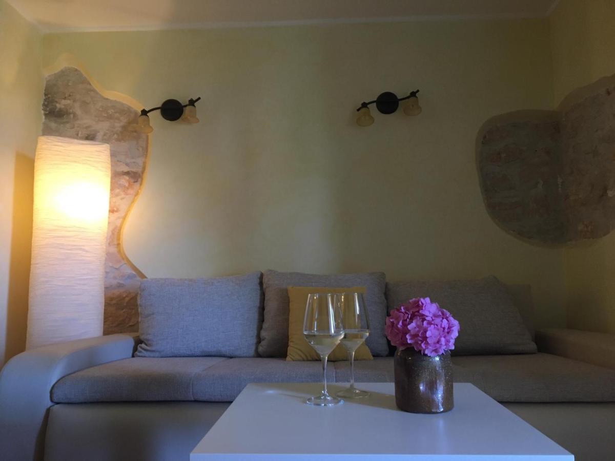 Appartment Hacienda Monica Umago Esterno foto